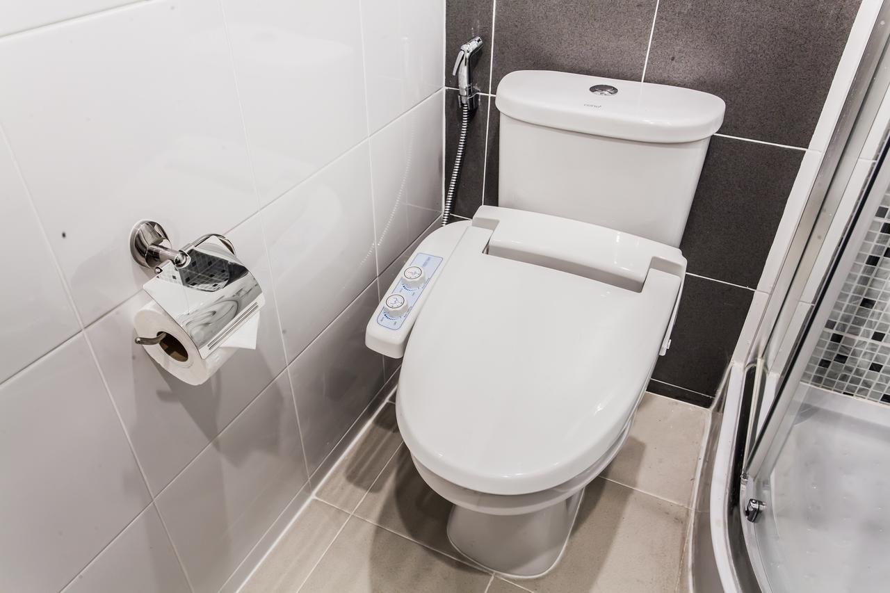 Morino Hotel Si Racha Bagian luar foto