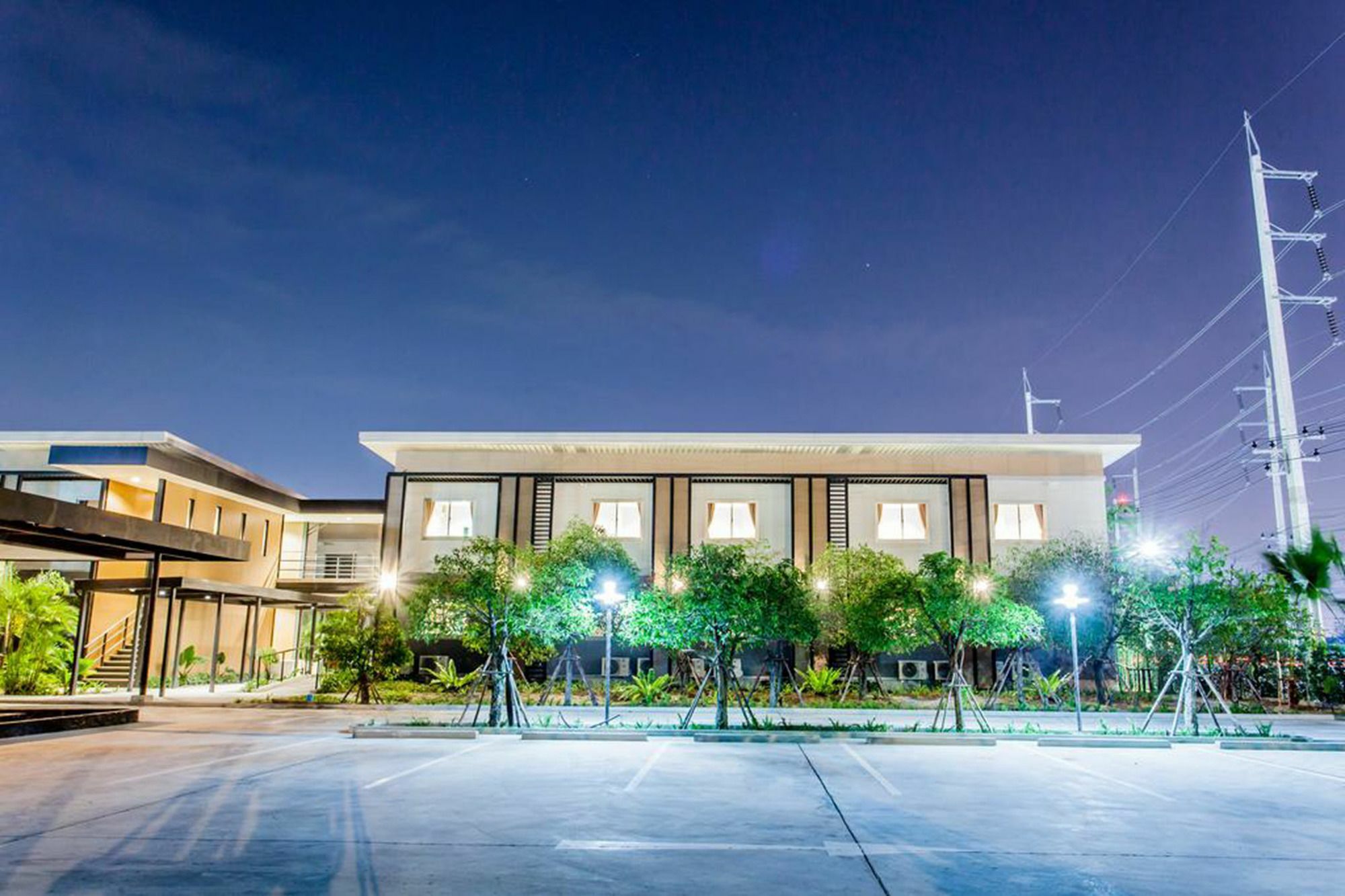 Morino Hotel Si Racha Bagian luar foto